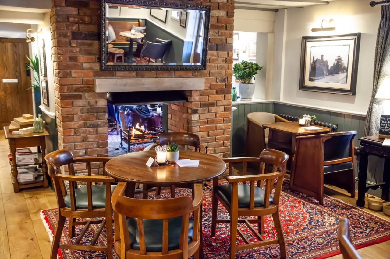 The Bell - Brunning And Price Hotell Alderminster Exteriör bild