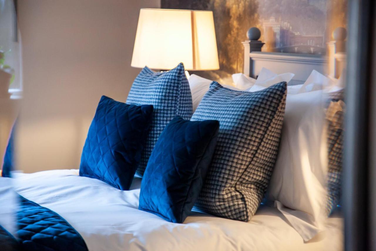 The Bell - Brunning And Price Hotell Alderminster Exteriör bild
