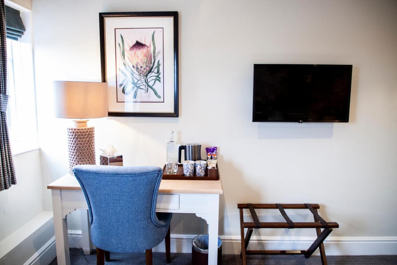 The Bell - Brunning And Price Hotell Alderminster Exteriör bild