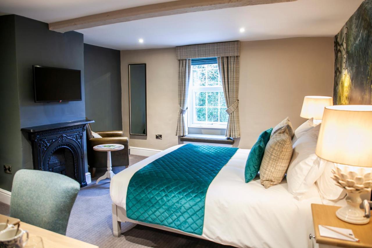The Bell - Brunning And Price Hotell Alderminster Exteriör bild
