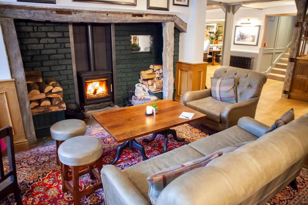 The Bell - Brunning And Price Hotell Alderminster Exteriör bild